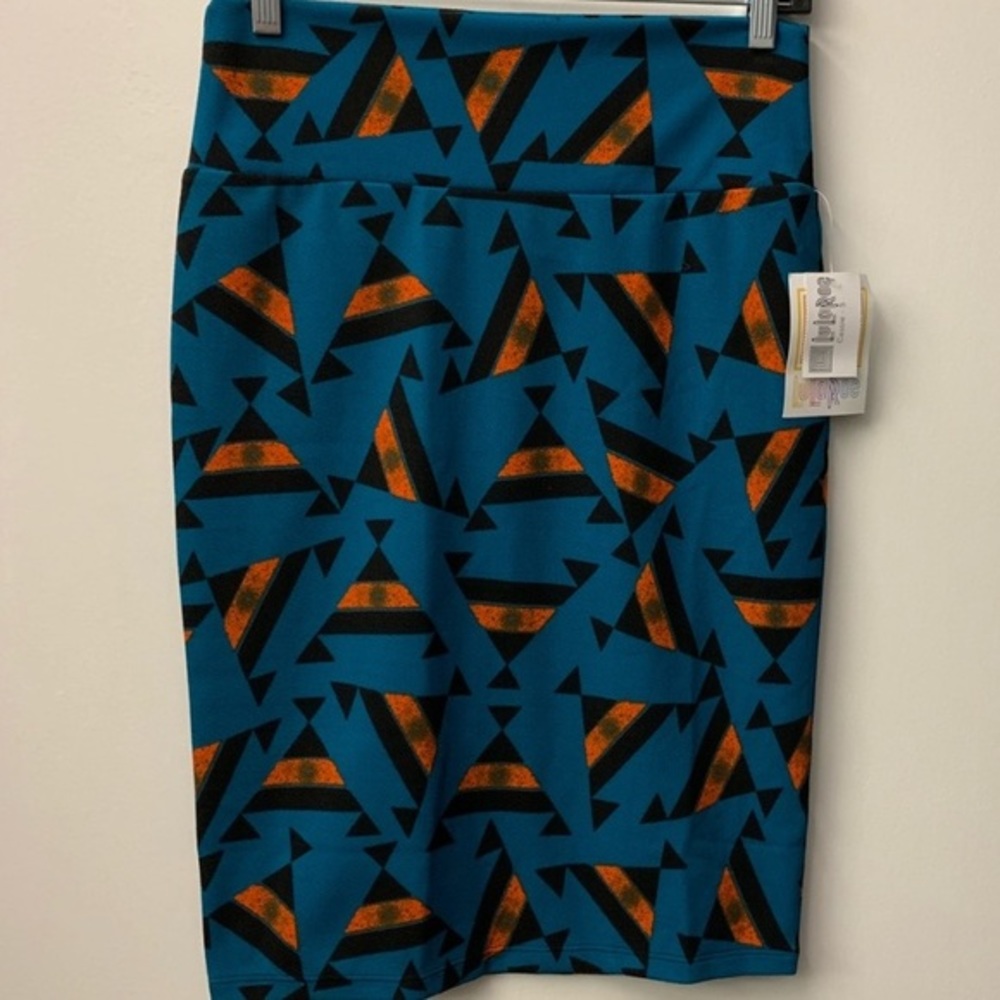 LuLaRoe Cassie skirt